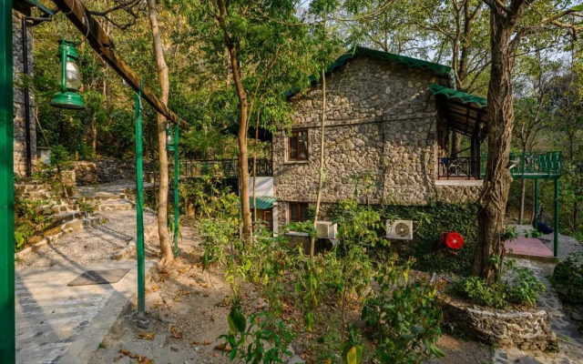 Neemrana's Glasshouse on The Ganges
