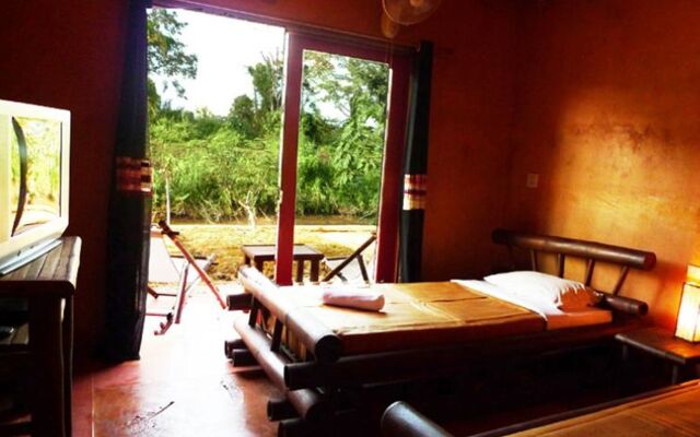 Akha River House