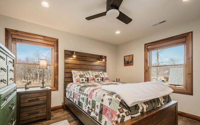 Water & Mountain Retreat