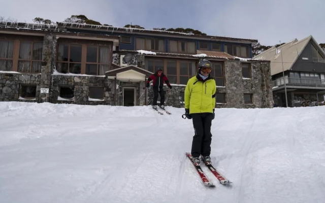 Boonoona Ski Lodge Perisher Valley