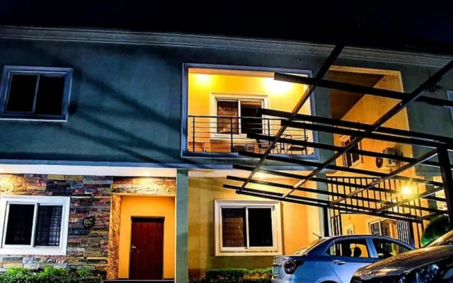 NiCotel Apartments