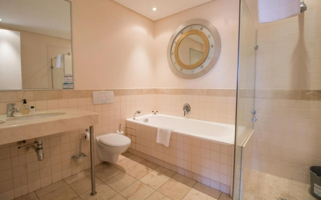 Апарт-отель Waterfront Village