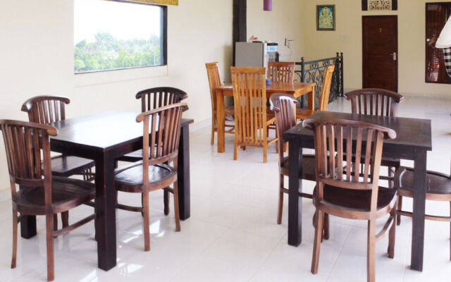 Airy Eco Sukawati Sutami Sumampan Bali