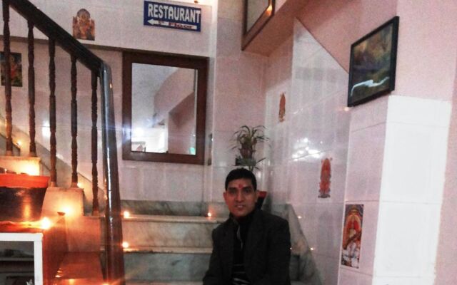 Mandakini Hotel
