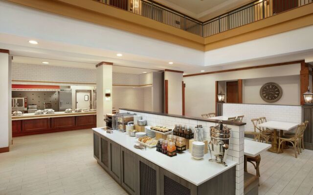 Embassy Suites by Hilton Denver International Airport