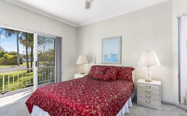 Solitaire 1 - Sawtell, NSW