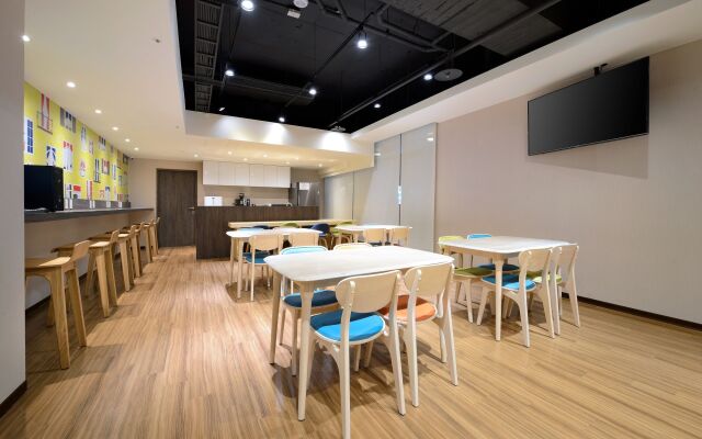 Park City Inn & Hostel - Yonghe Taipei