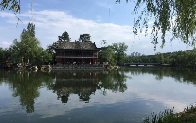 Hanting Hotel (Chengde Shuangtashan)