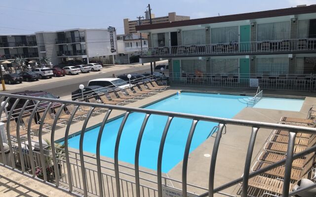 Panoramic Motel & Apartments