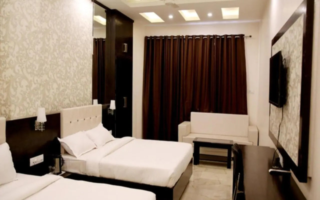 Hotel Khatana Palace