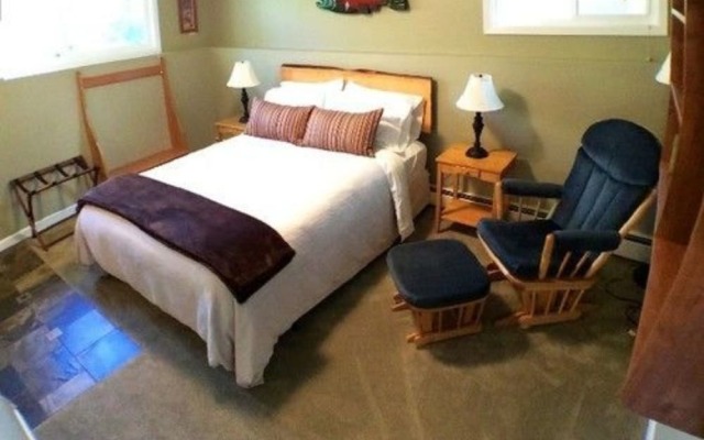 Fireweed Manor Bed & Breakfast