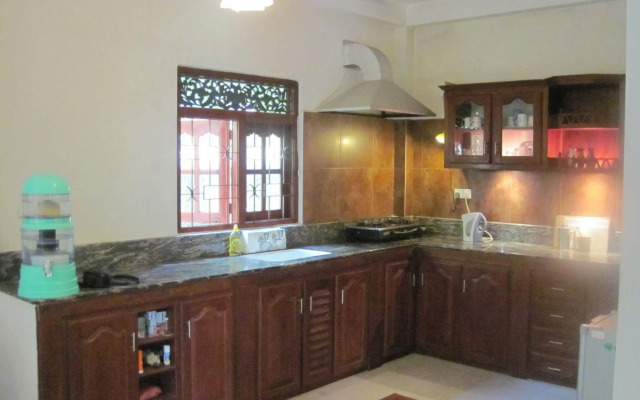 Jungleside House