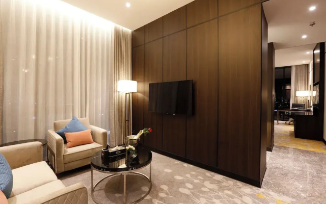 Freesia Hotel