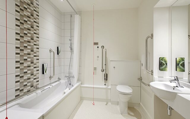 Premier Inn Buckingham Hotel