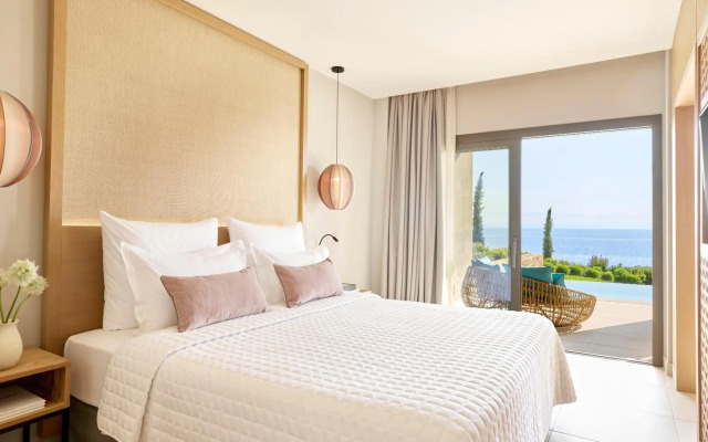 MarBella, Mar-Bella Collection Hotel