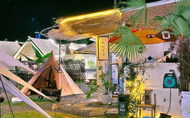 Yue Shan Yunshang · Anji Yunshang Caoyuan Tent Boutique Stay (Xiongmao Buluo Tanxian Leyuan) – Outside – Huzhou