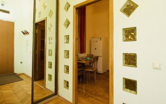 Апартаменты «LUXKV на Садовой»