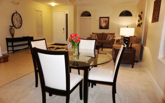 Bella Vida Resort By Cozykey