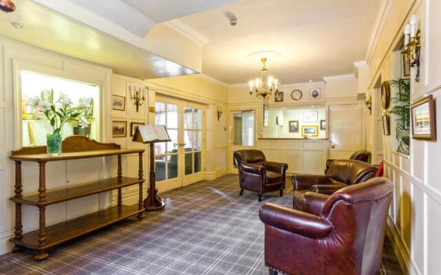 Bridge Hotel