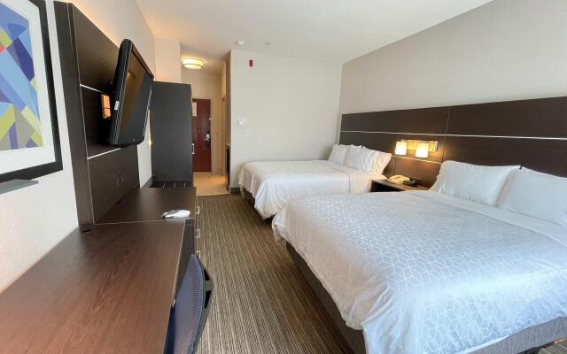 Holiday Inn Express Hotel & Suites Decatur by IHG