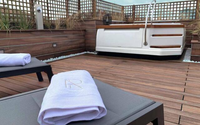 AR Soho Apartment