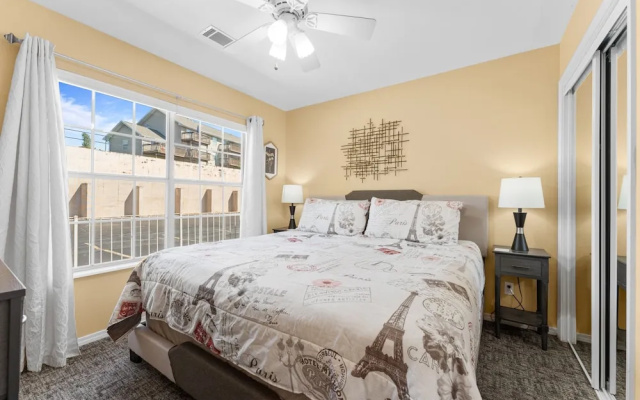 Harmony Hideaway 2 Bedroom Condo by RedAwning