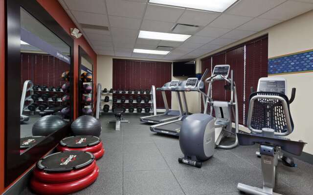 Hampton Inn & Suites Grove City