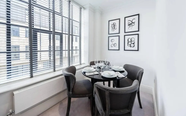 Classy 2 Bedroom Apartment By The Thames