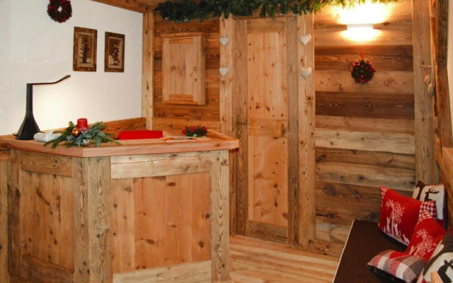 Apartment in Pellizzano Near Shopping