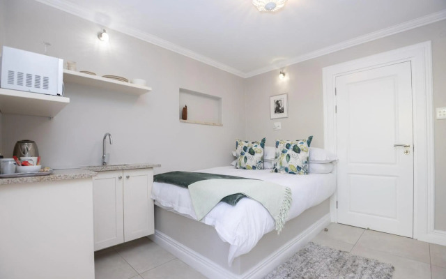 Amberhall Guesthouse