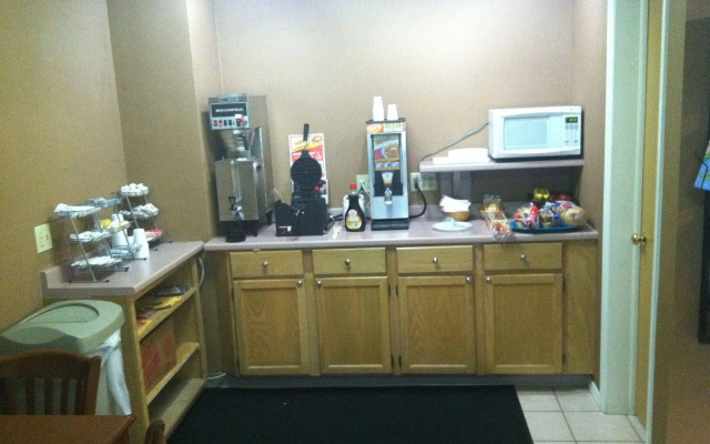 University Manor Inn