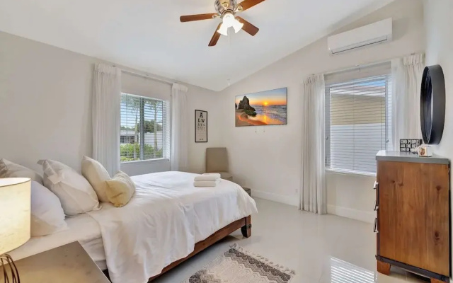 Waterfront Oasis w/ Enclosed Pool!