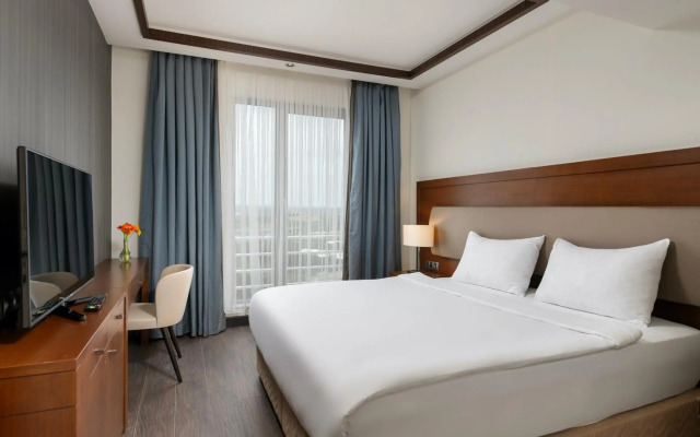 Miracle Istanbul Asia Airport Hotel & Spa