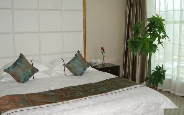 Huifeng Hotel