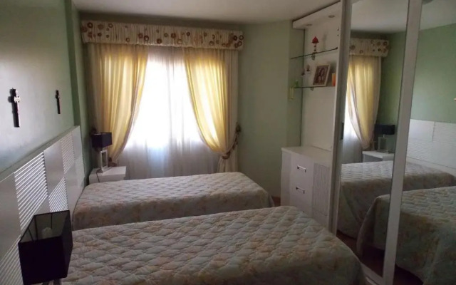 Apto 6 pessoas prox Rua Coberta