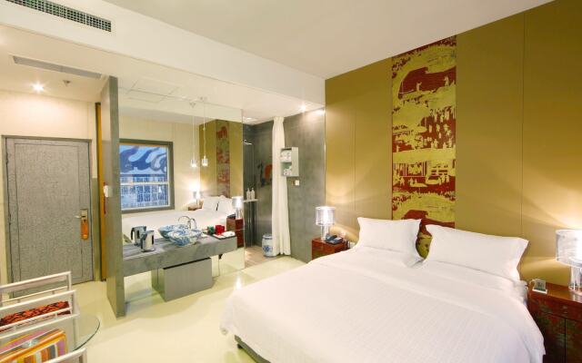 China Community Art Habitat Hotel