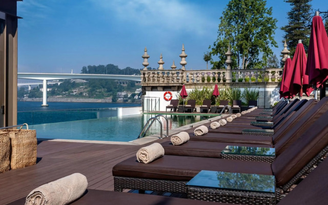 Pestana Palacio do Freixo, Pousada & National Monument - The Leading Hotels of the World