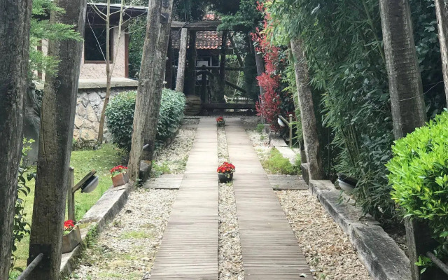 Village Park Resort & Spa