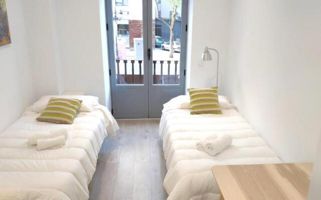 Modern With Ideal Location Next To Atocha Station