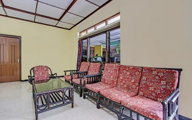 OYO 92534 Fajar Indah Guest House
