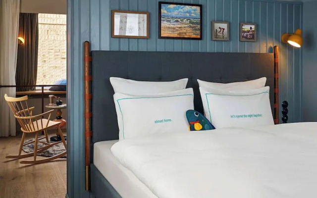 25hours Hotel Paper Island