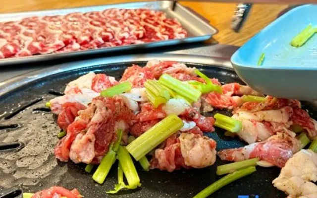 DO A LAND V Hotel (Qiqihar Railway Station Branch) – Meal – Qiqihar