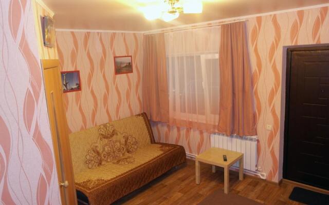 Na Rostovskoy 9 Guest House