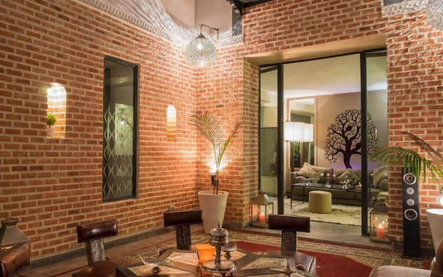 Riad salam 40