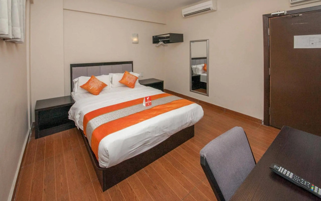 OYO Rooms Warisan Square