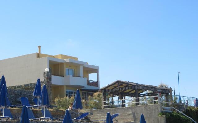 Danaos Beach Apartments