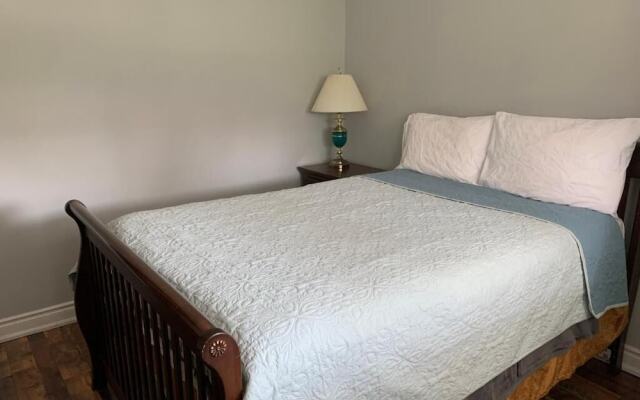 Niagara Falls Motor Lodge