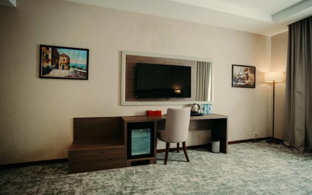 Hill Chalet Hotel & Resort