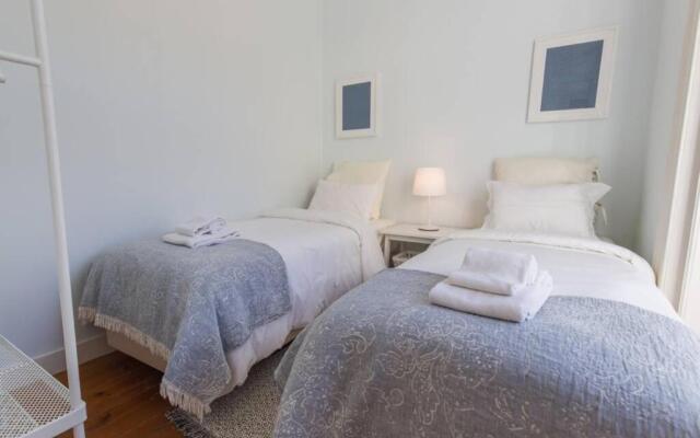 135 C - Quiet Charming Flat Historic Alfama Baixa
