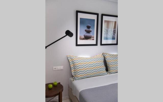 2br house in Nikiana with stunning sea view